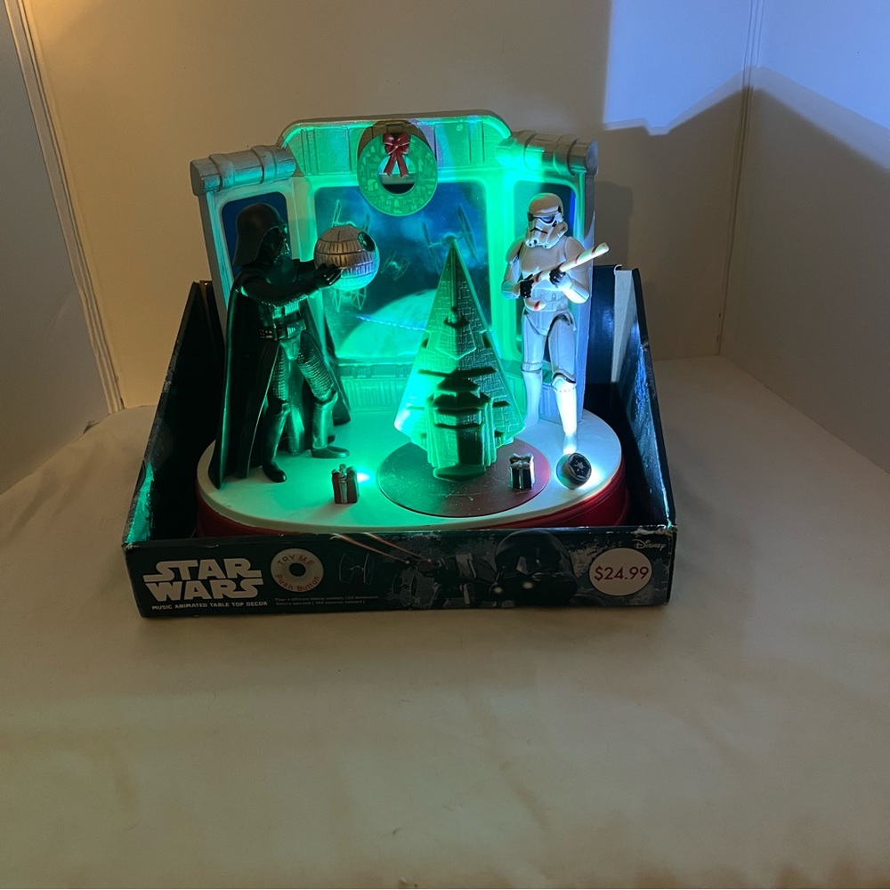 Disney STAR WARS Darth Vader Storm Trooper Music Animated Table Top Decor